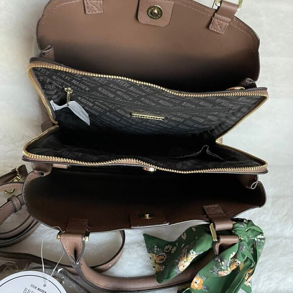Brand New STEVE MADDEN Beautiful Caffe Satchel Tote Handbag Gold SM LOGO - Picture 6 of 8